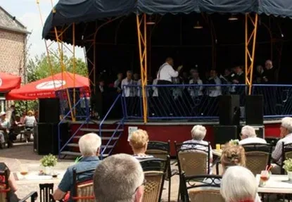 Kiosk op de markt - Eetcafé de Troubadour in Beesel
